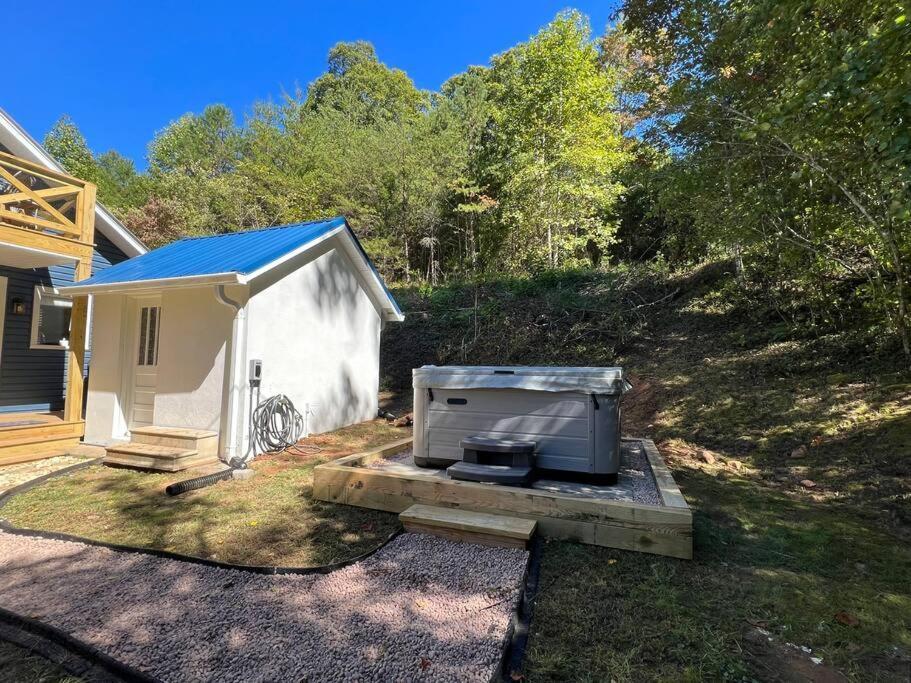Riverside Relaxer W/Hot Tub+Fire Pit +Wifi & View Franklin Exterior photo