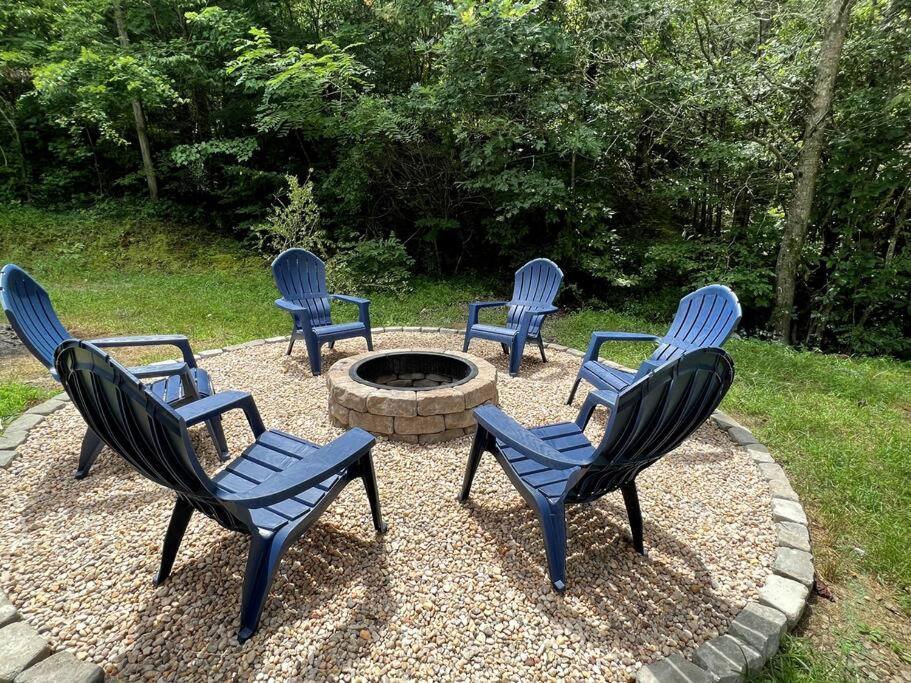 Riverside Relaxer W/Hot Tub+Fire Pit +Wifi & View Franklin Exterior photo